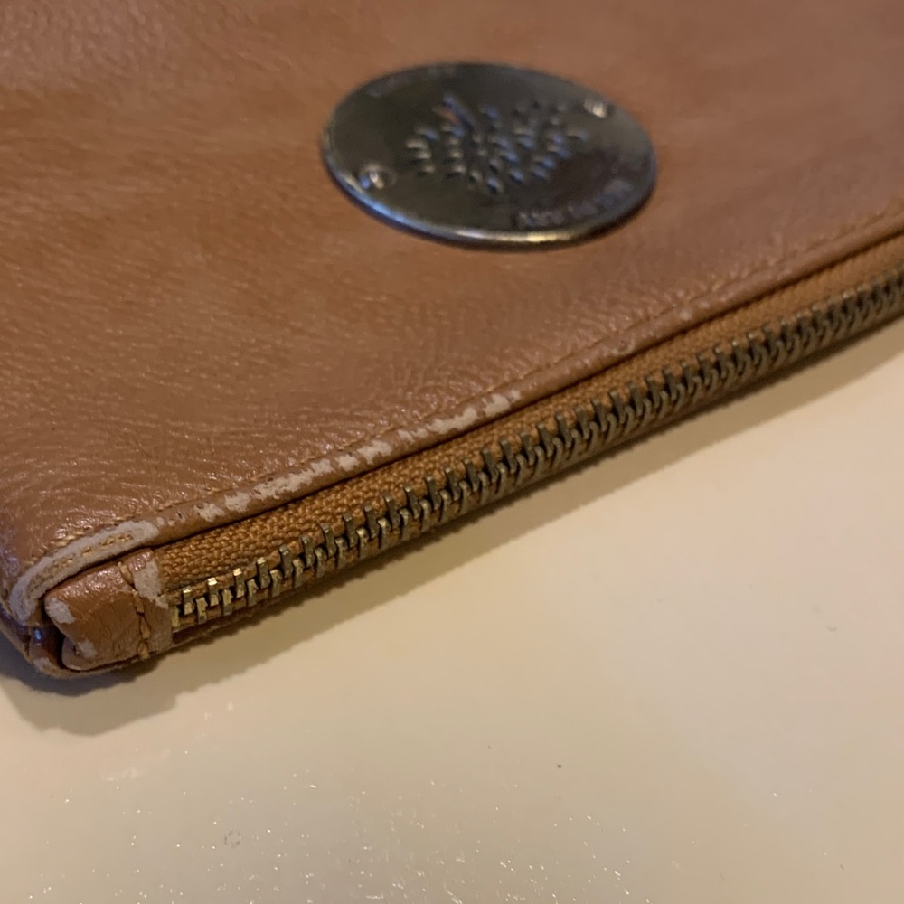 Mulberry Brown Leather Zip Pouch - Picture 7 of 11